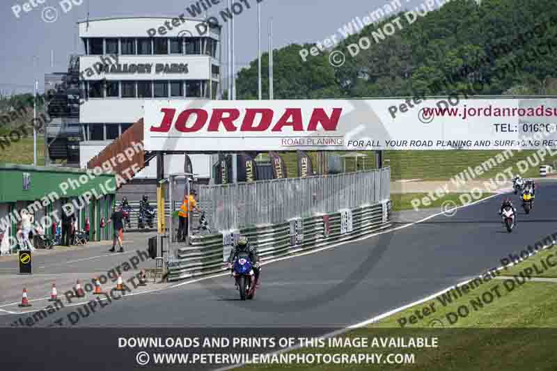 enduro digital images;event digital images;eventdigitalimages;mallory park;mallory park photographs;mallory park trackday;mallory park trackday photographs;no limits trackdays;peter wileman photography;racing digital images;trackday digital images;trackday photos